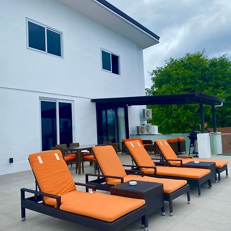 Lalaguna Villas Luxury Dive Resort And Spa Puerto Galera Exterior photo
