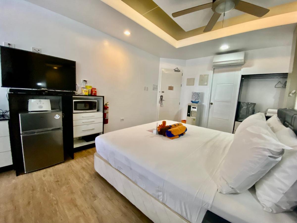 Lalaguna Villas Luxury Dive Resort And Spa Puerto Galera Exterior photo