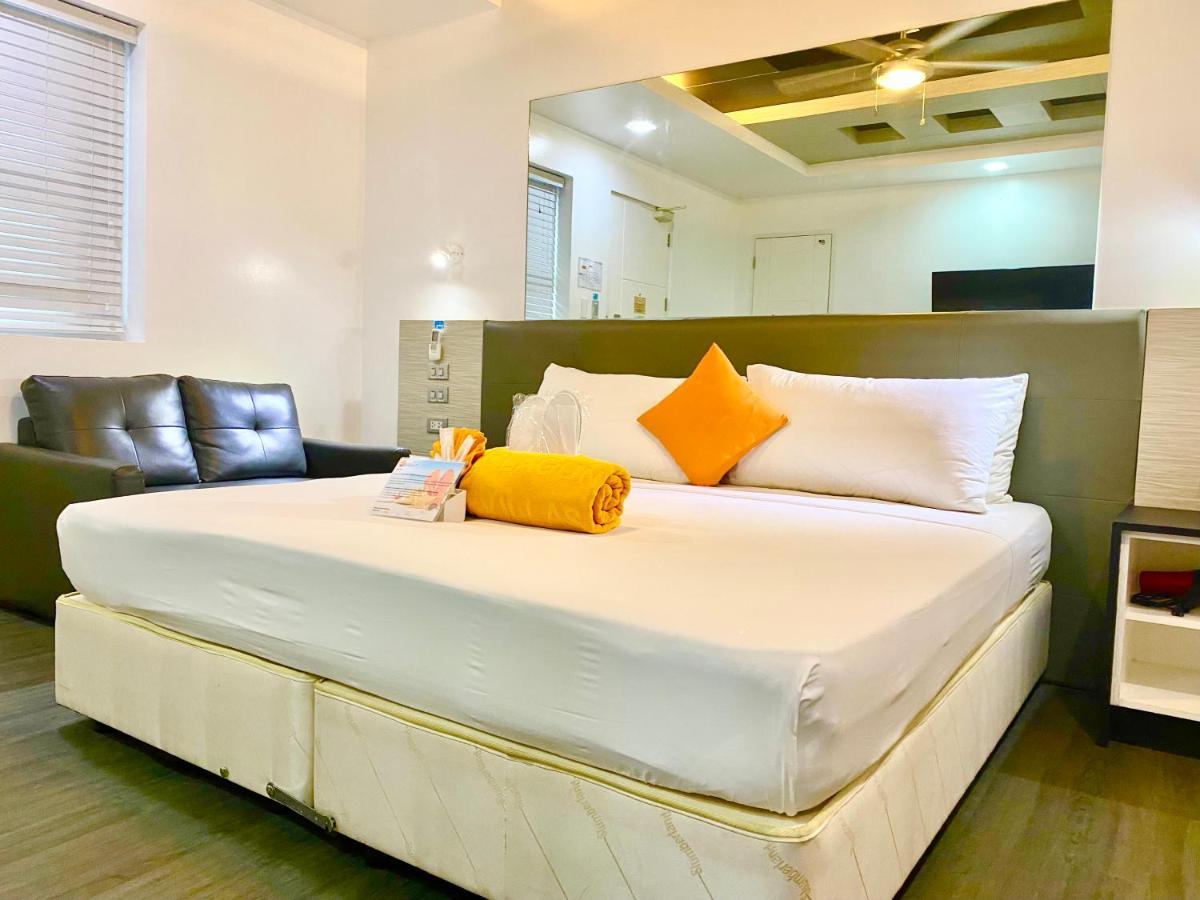 Lalaguna Villas Luxury Dive Resort And Spa Puerto Galera Exterior photo