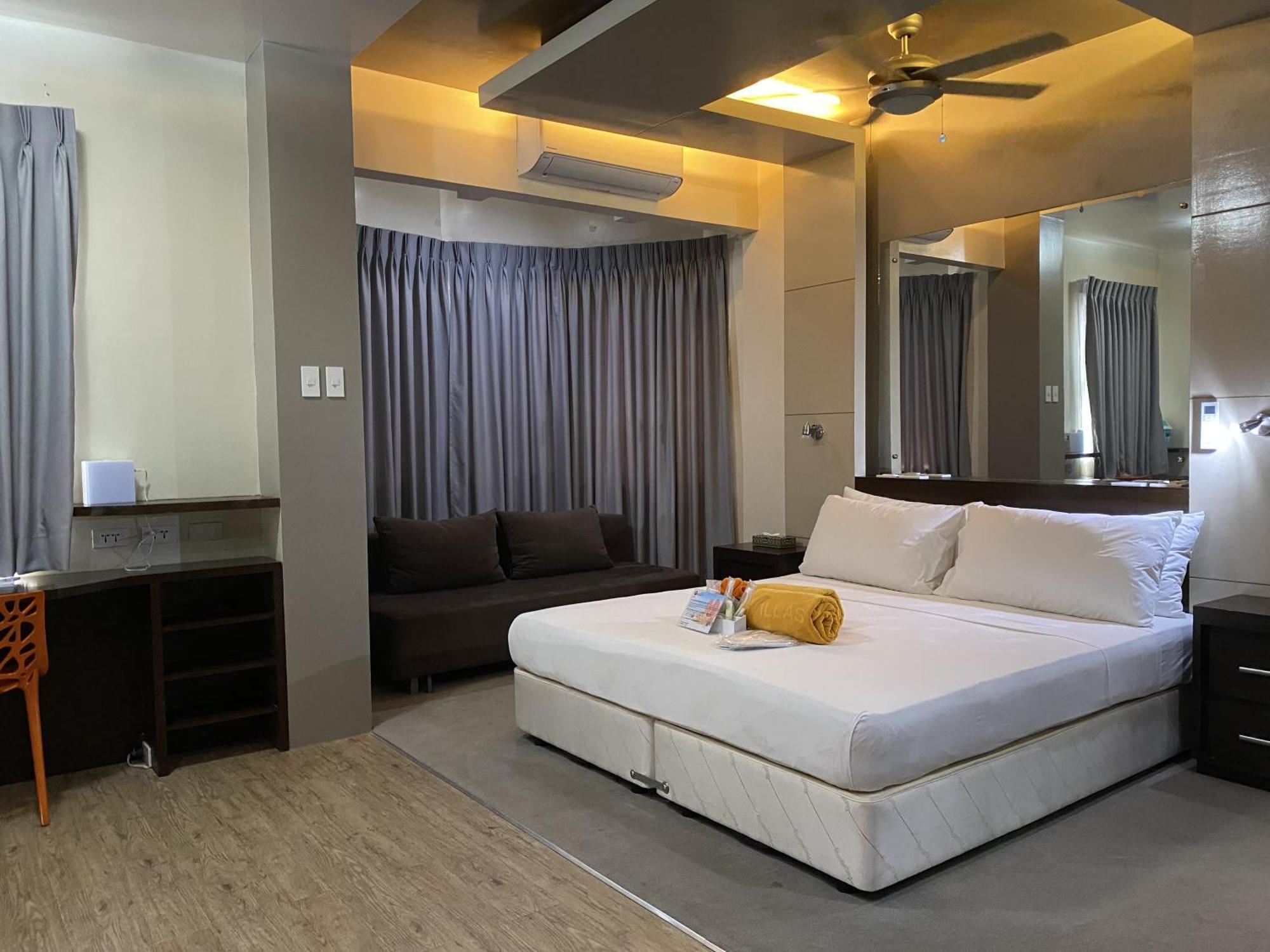 Lalaguna Villas Luxury Dive Resort And Spa Puerto Galera Exterior photo